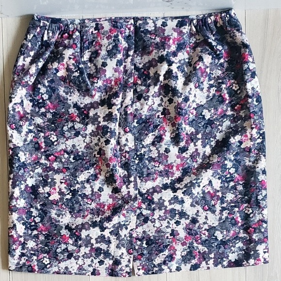 Talbots Skirts Bundle Women's 18 Black Floral Pencil Midi Skirt Lot 2 Career - Picture 3 of 7